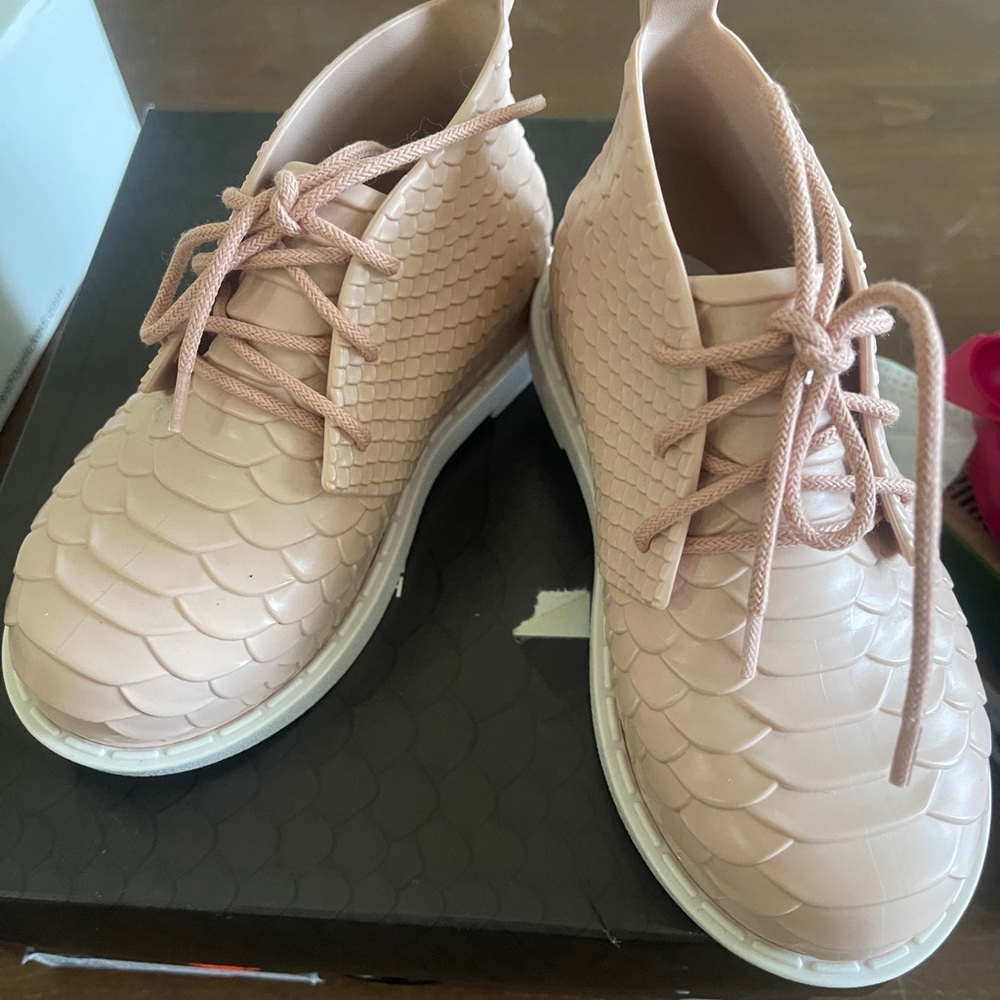 Mini Melissa Baja python boots sz 9